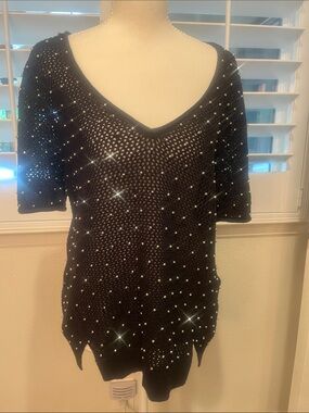 Jennifer Lopez Black V-Neck Short Sleeve Knit Top with Silver Studs
